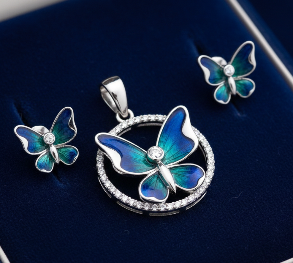 Butterfly Pendant Set With Chain