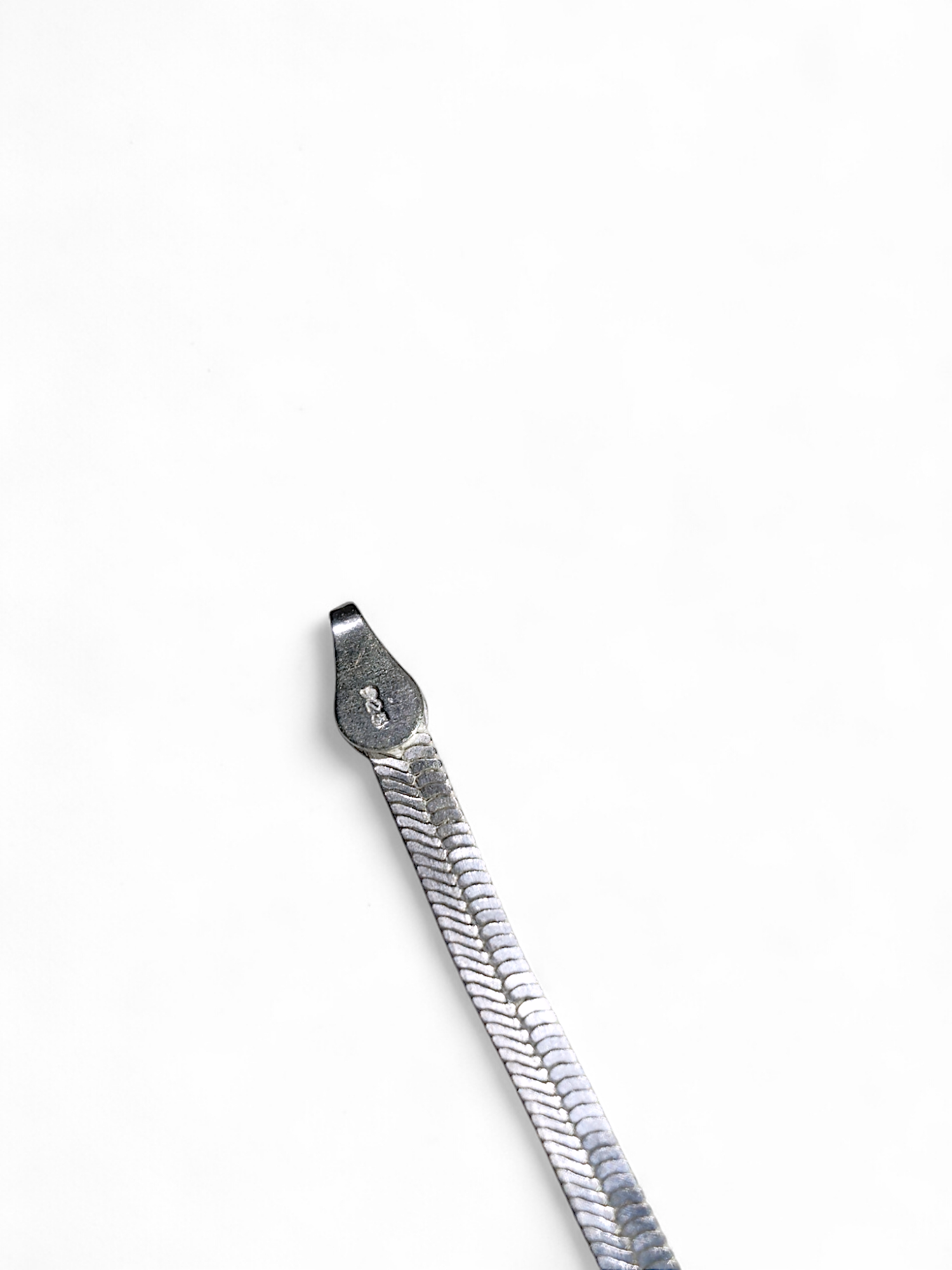 Flat snake chain